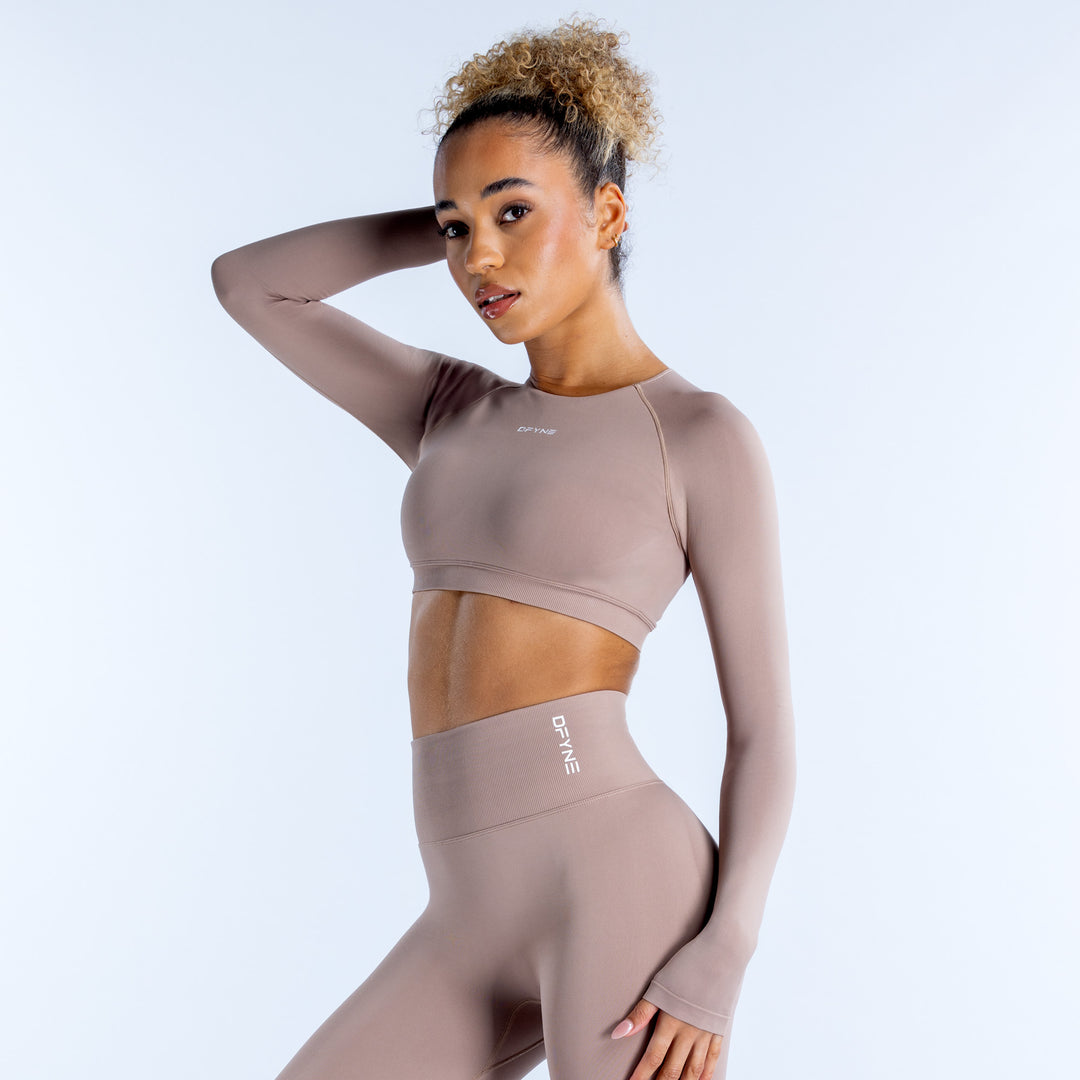 Dynamic Long Sleeve Crop Top