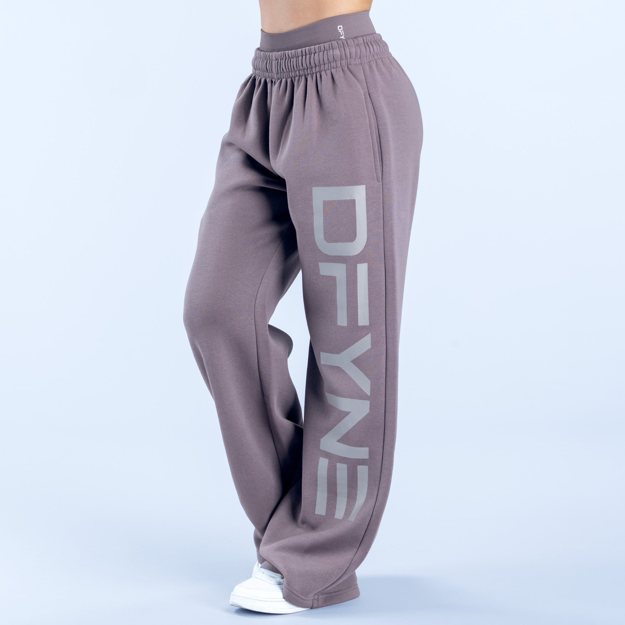 Signature Wide Leg Jogger